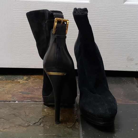 Michael Kors boots - Picture 2 of 14